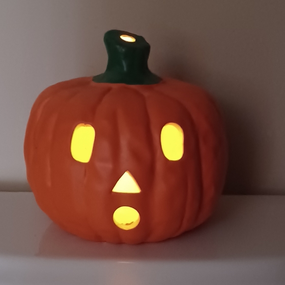 VINTAGE 1992 Four Star Hand Painted CERAMIC Pumpkin Candle 3.75"x3.50"x3.50" - Picture 15 of 16